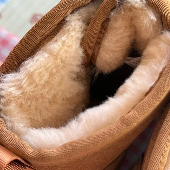 UGG Neumel Platform Chukka Boot In The Chestnut Color - Picture 3 of 9